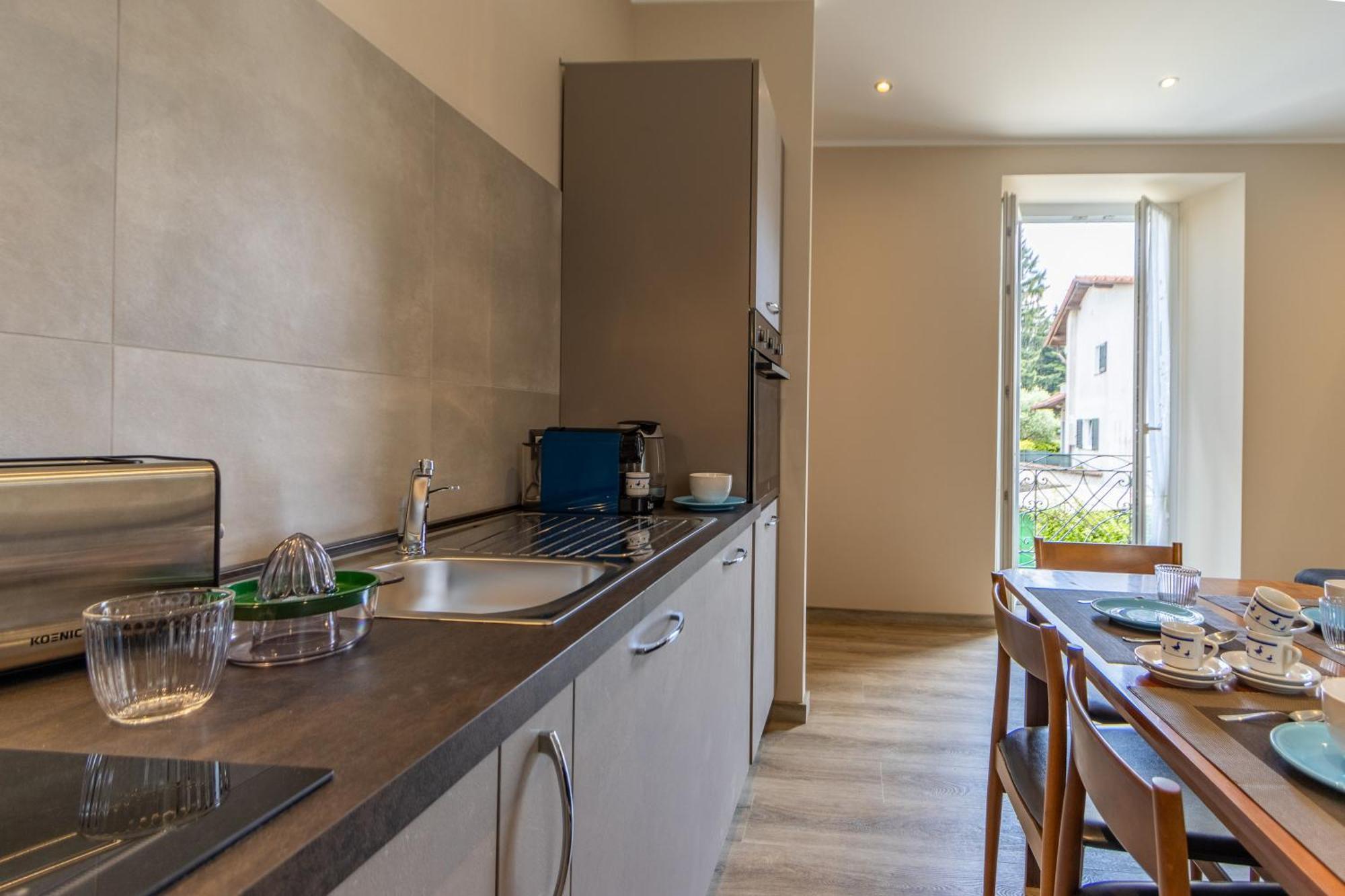 Le Dalie - Appartamento Stresa - Magognino Brisino Exterior photo