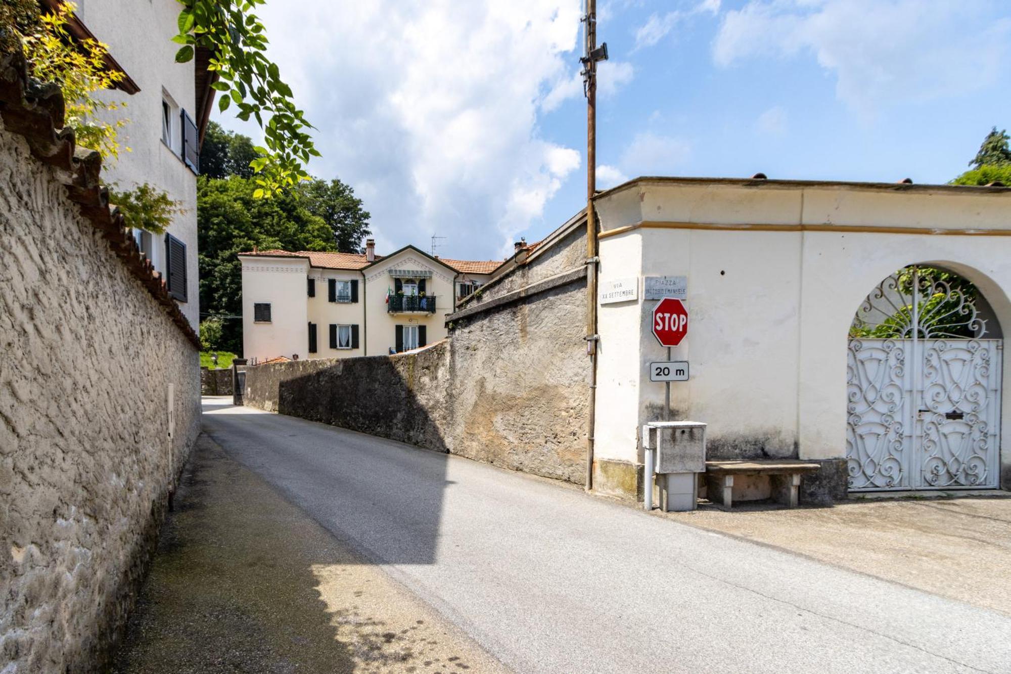 Le Dalie - Appartamento Stresa - Magognino Brisino Exterior photo